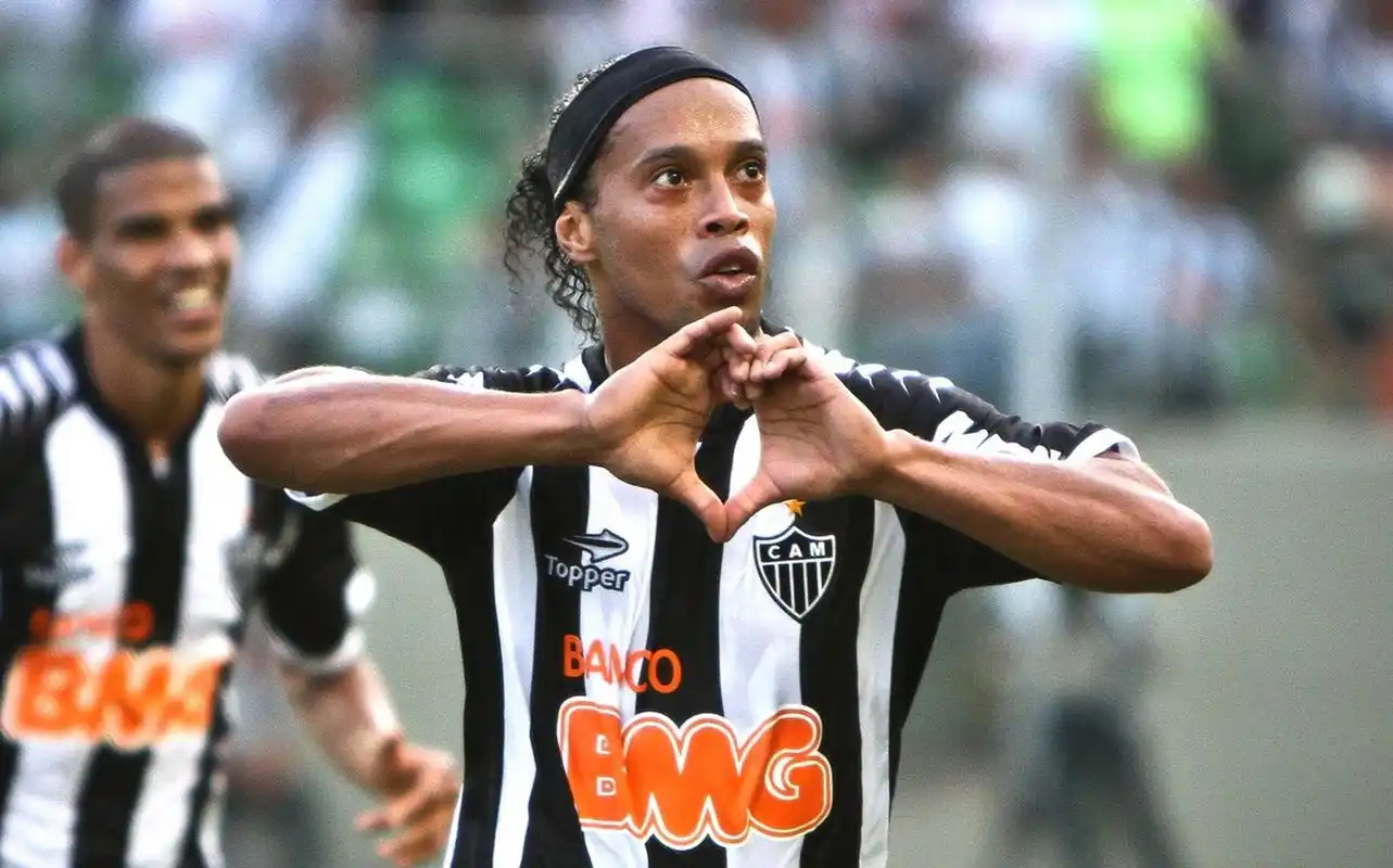 他的表现备 他的表现备